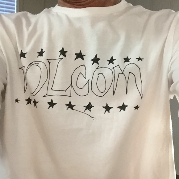 Volcom tshirt - Picture 2 of 2